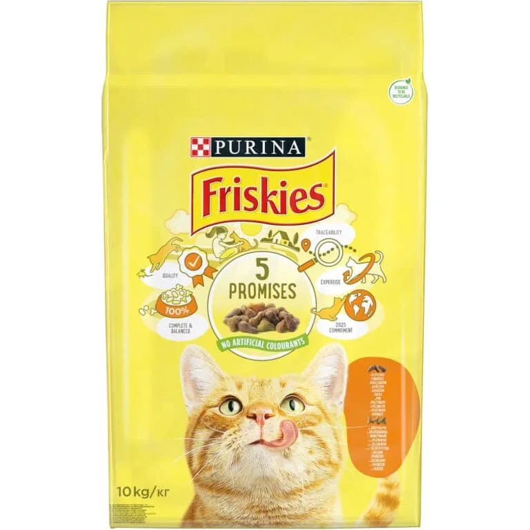 Сухий корм Friskies з куркою для котів