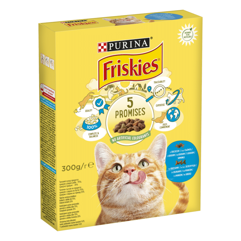 Сухий корм для дорослих котів Friskies з лососем та овочами