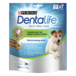 Лакомство DENTALIFE Small для взрослых собак мелких пород для здоровья зубов и десен 115 г