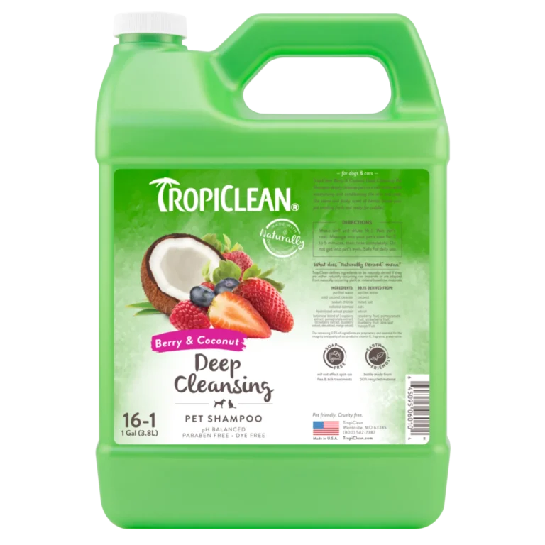 Шампунь Tropiclean ягоди та кокос для собак та котів