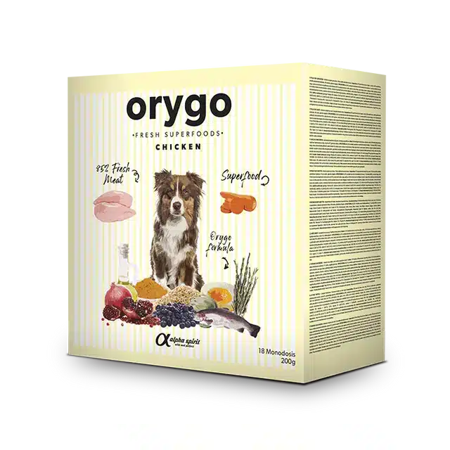 Напіввологий корм Orygo для дорослих собак з куркою і морквою