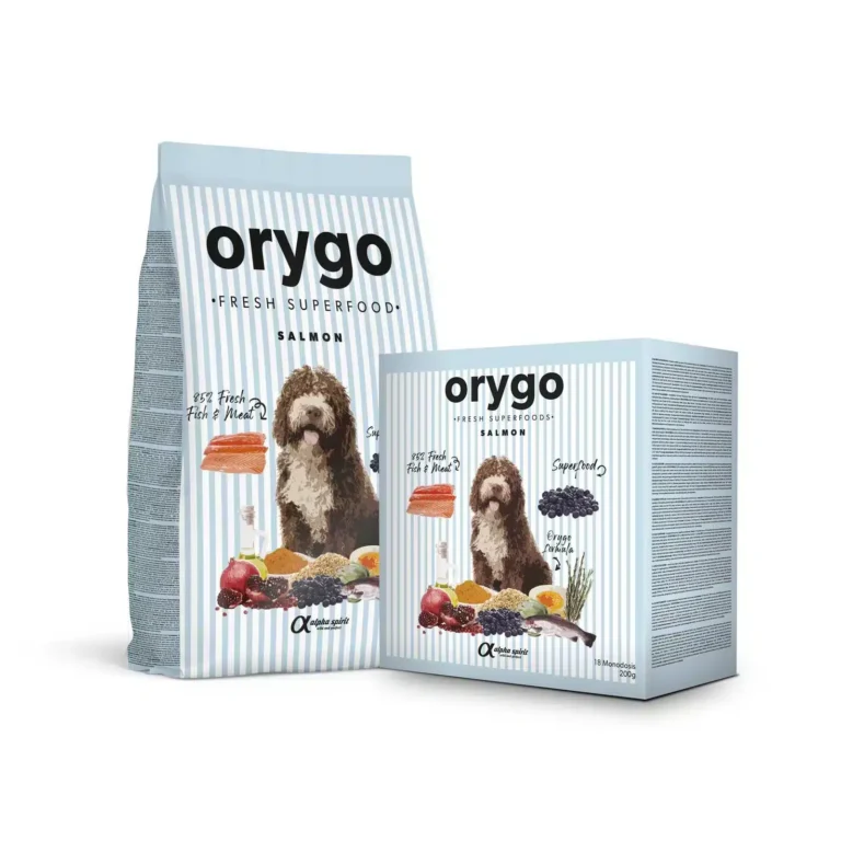 Напіввологий корм для дорослих собак всіх порід ORYGO з лососем та чорницею
