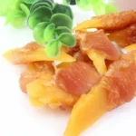 Ласощі Селянські Смаколики курячі скибочки на манговій паличці для собак, 500 г