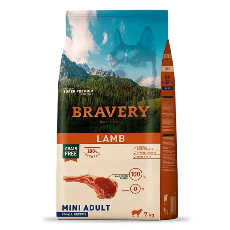 Сухий корм для дорослих собак дрібних порід BRAVERY з ягням