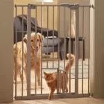 Перегородка для собак з дверцятами Dog Barrier+small door, 107х75-84 см