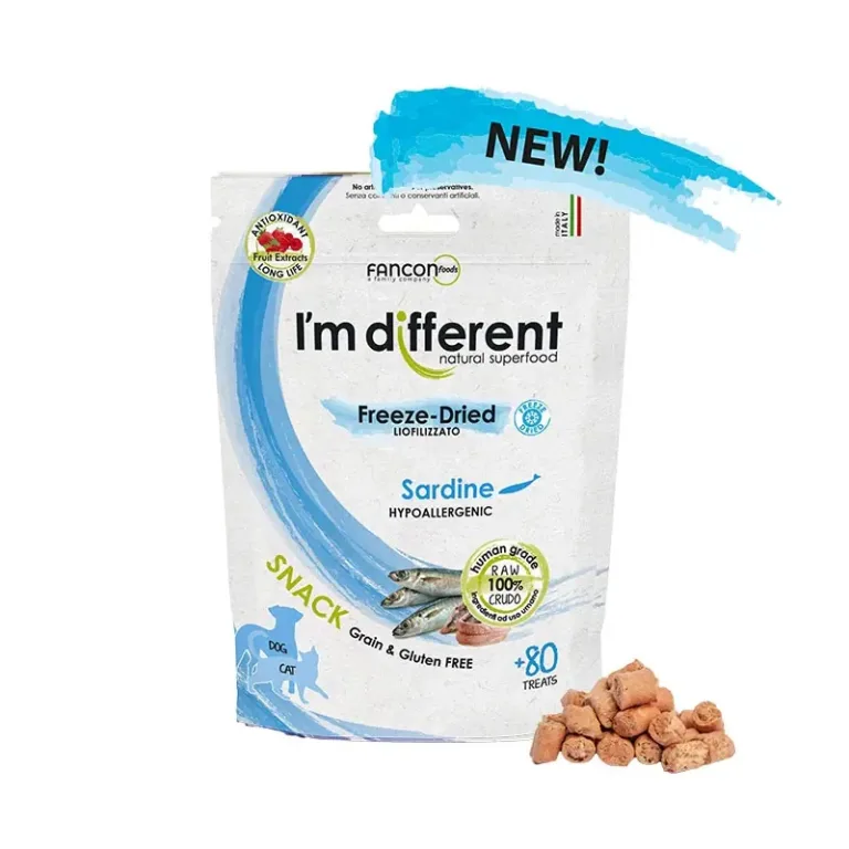 Ласощі для собак та котів I'm Different з сублімованої сардини, 40 г