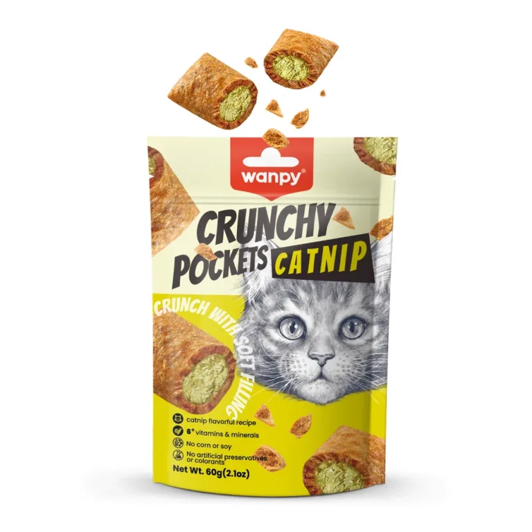 Хрусткі ласощі для котів Wanpy Crunchy Pockets з куркою та котячою м'ятою, 70 г