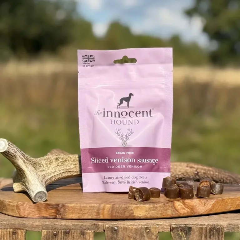 Ласощі для собак The Innocent Hound нарізані сосиски з оленини та картоплею, 70 г